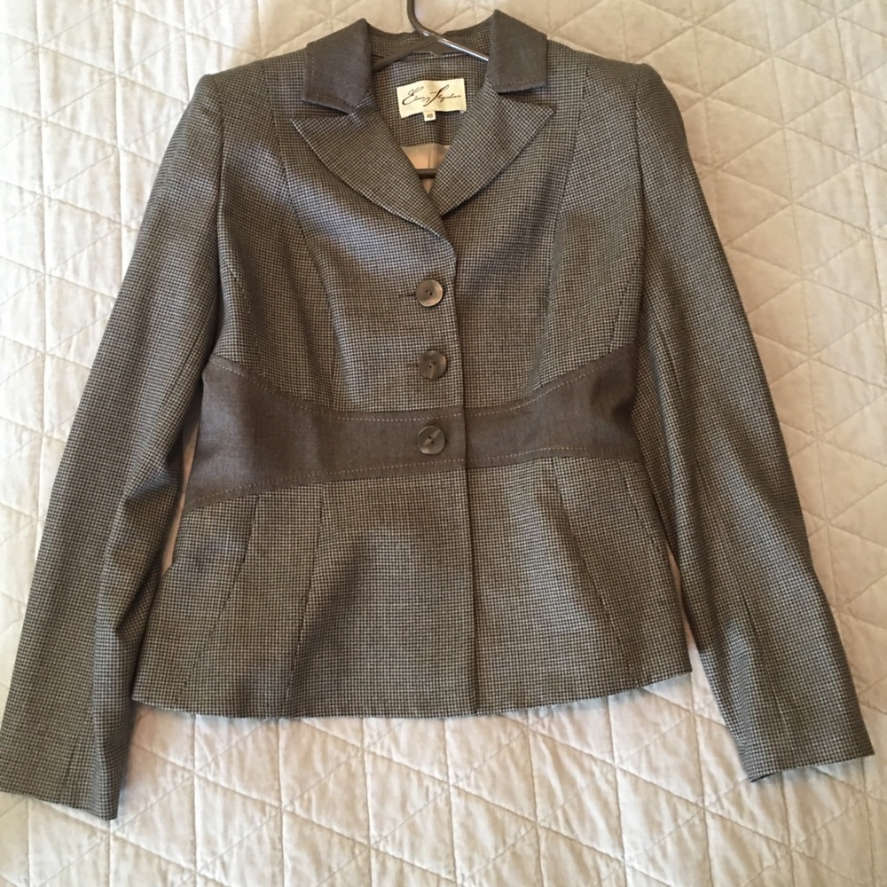 NWOT Business casual work Wool blend blazer size M